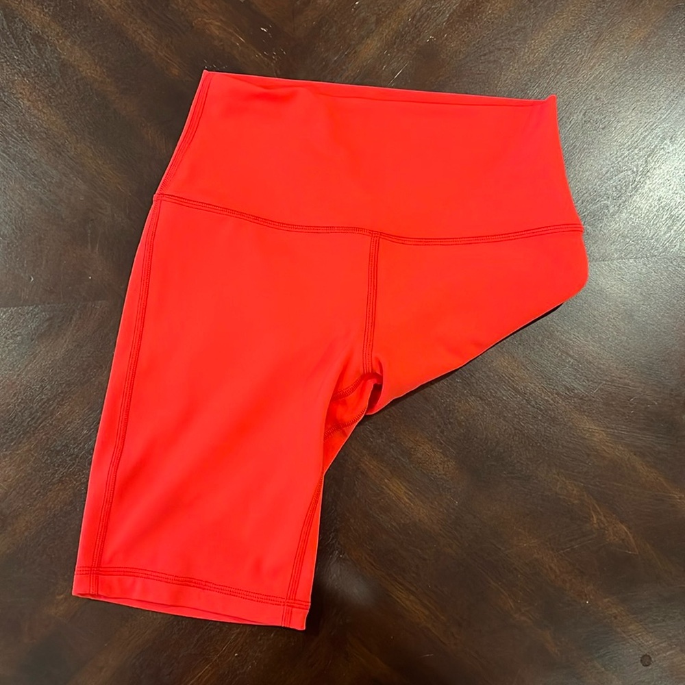 Lululemon biker shorts 8” size 6
